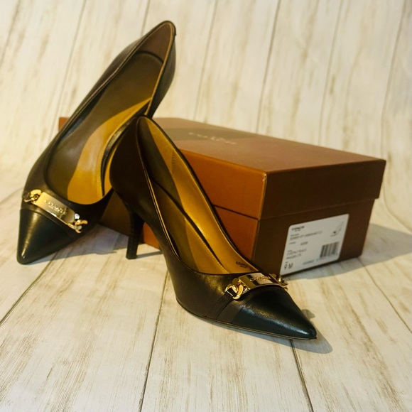 Coach pumps - Picture 1 of 10